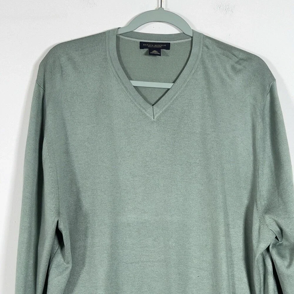 Banana Republic Silk Cashmere V-Neck Sweater‎ Mens Sz XL Green Lightweight